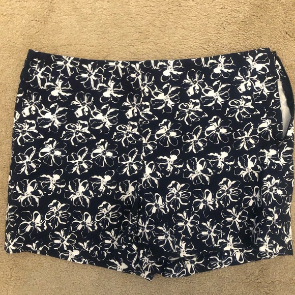 Banana Republic Pants - Banana Republic Shorts